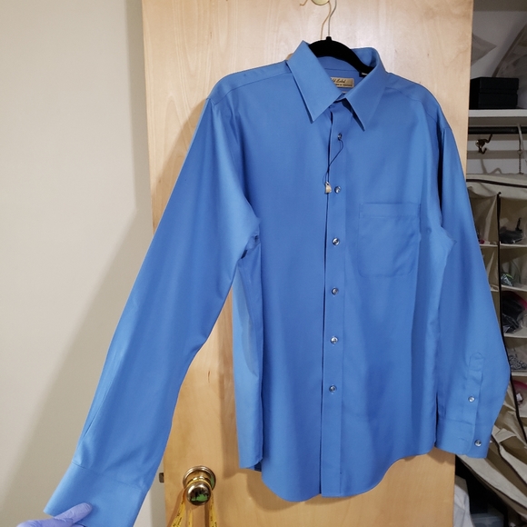 Roundtree & York-Gold-lot of-2-Men's button down shirts-M-gently pre-luved - Picture 8 of 9